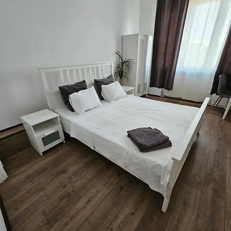 Daire Franceza Street 3bedroom *
