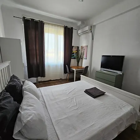 Franceza Street 3bedroom Lejlighed *